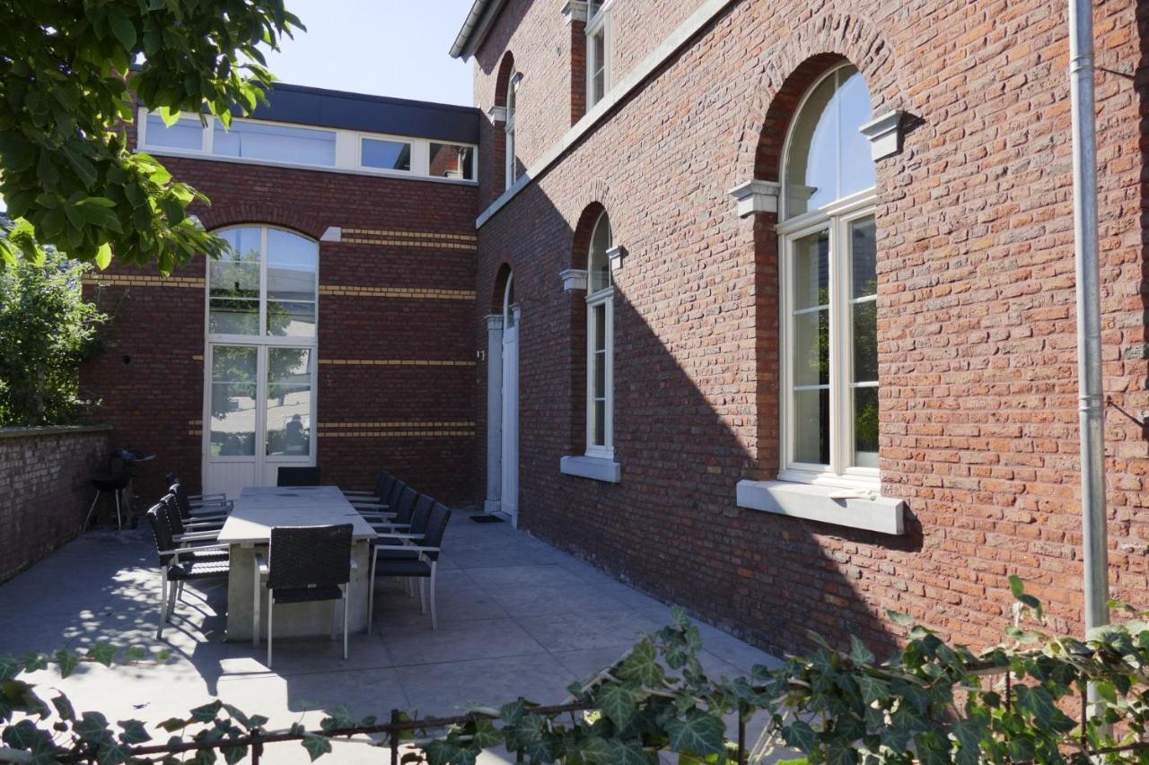Ferienwohnung De Oude School Visé Exterior foto
