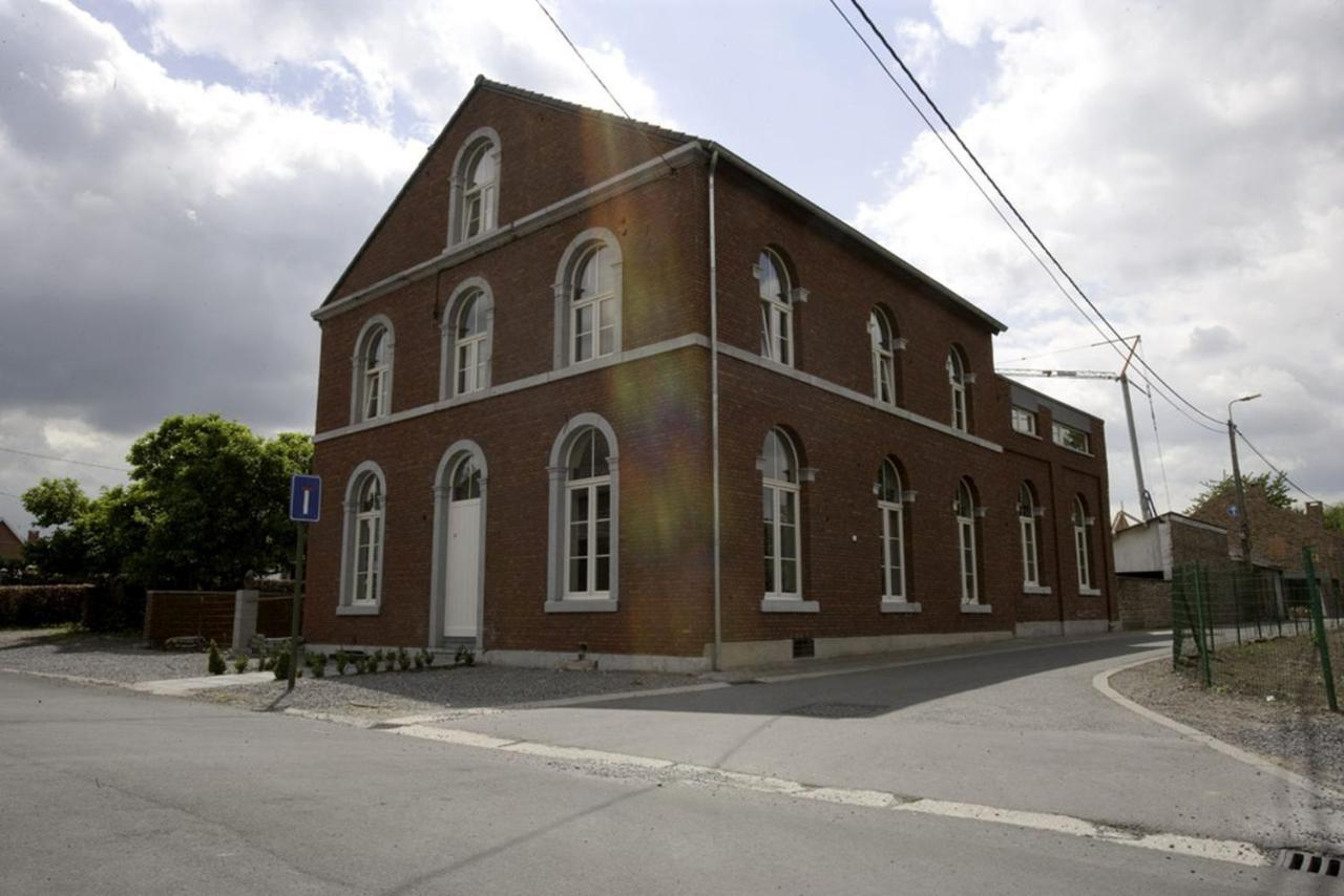 Ferienwohnung De Oude School Visé Exterior foto