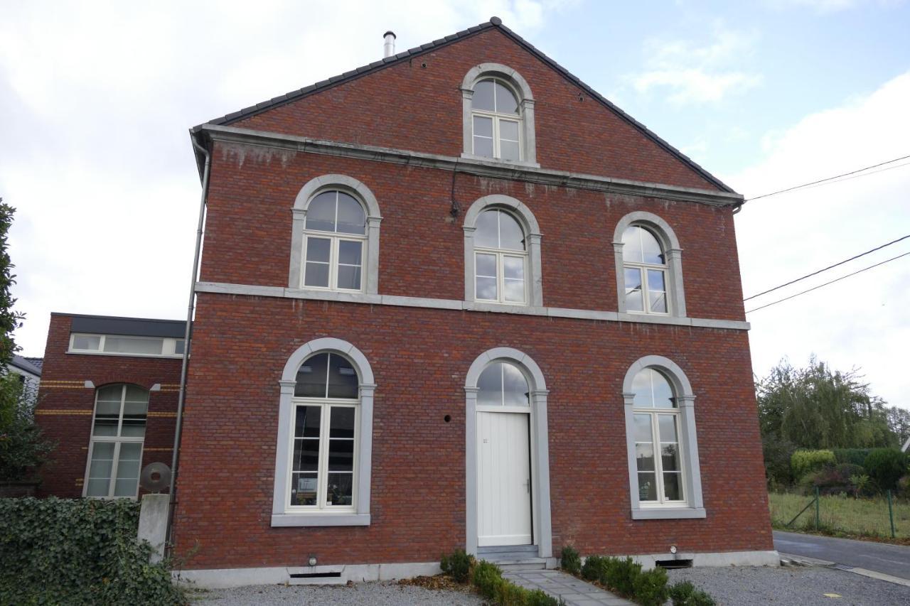 Ferienwohnung De Oude School Visé Exterior foto